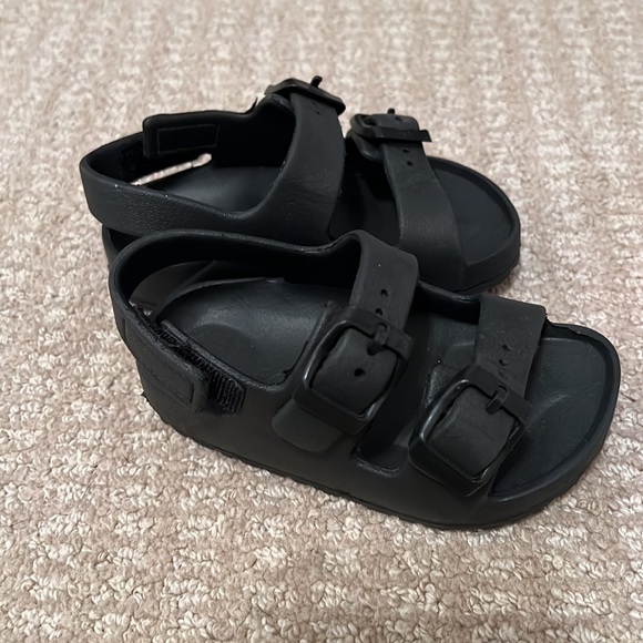 Kid Sandals - Picture 7 of 7